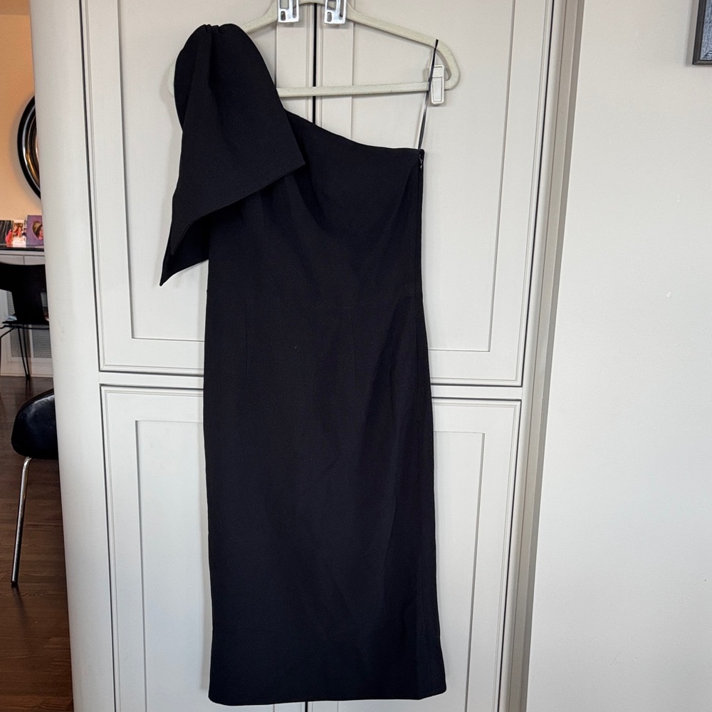 Dress the Population Black One-Shoulder Dress